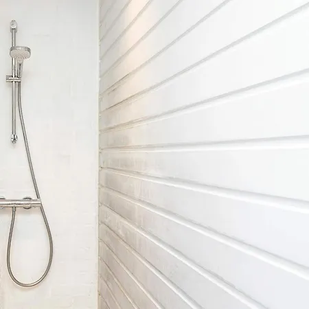 8 Person In * Ørsted